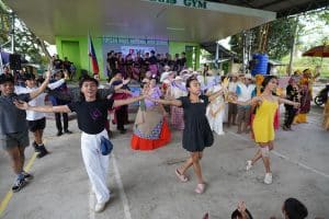 RMMC Sinag-Laya enthralls audiences at an evacuation center in Barangay Bingkungan.