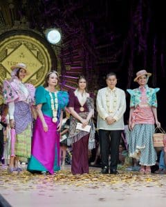 Maria Margarita Moran Floirendo and Ben Chan posed alongside Pacita Longos Awardee (Gold) YSSA INUMERABLE, and her creative interpretation of the Philippine dress last TernoCon 2023.