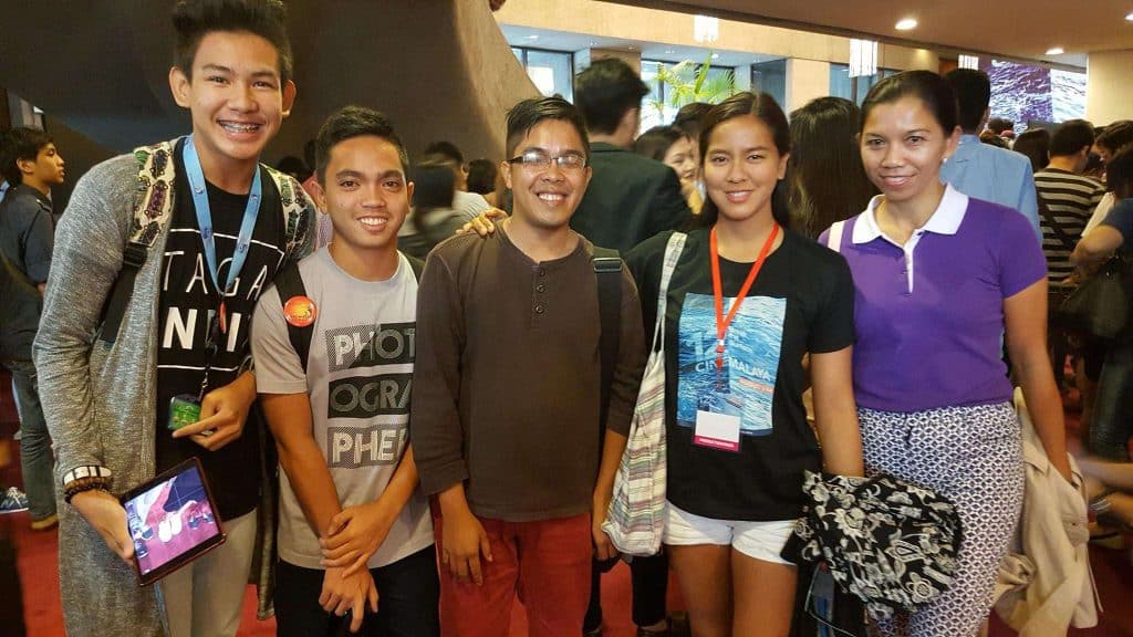 Julius Cervancia with his students in Cinemalaya