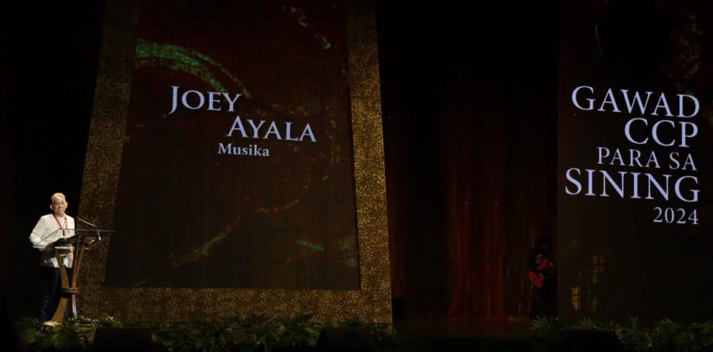 Joey Ayala delivers his acceptance speech. (Photo by Kiko Cabuena CCP)